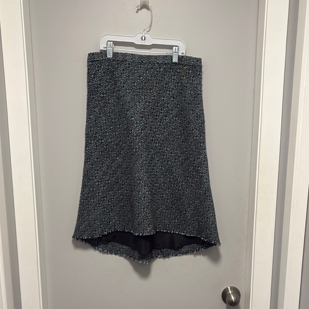 ☀️Banana republic blue tweed like skirt high low very pretty